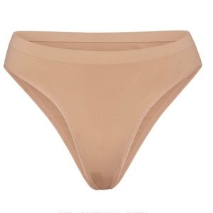 NWT SKIMS SOFT SMOOTHING BRIEF SIZE 4XL COLOR OCHRE